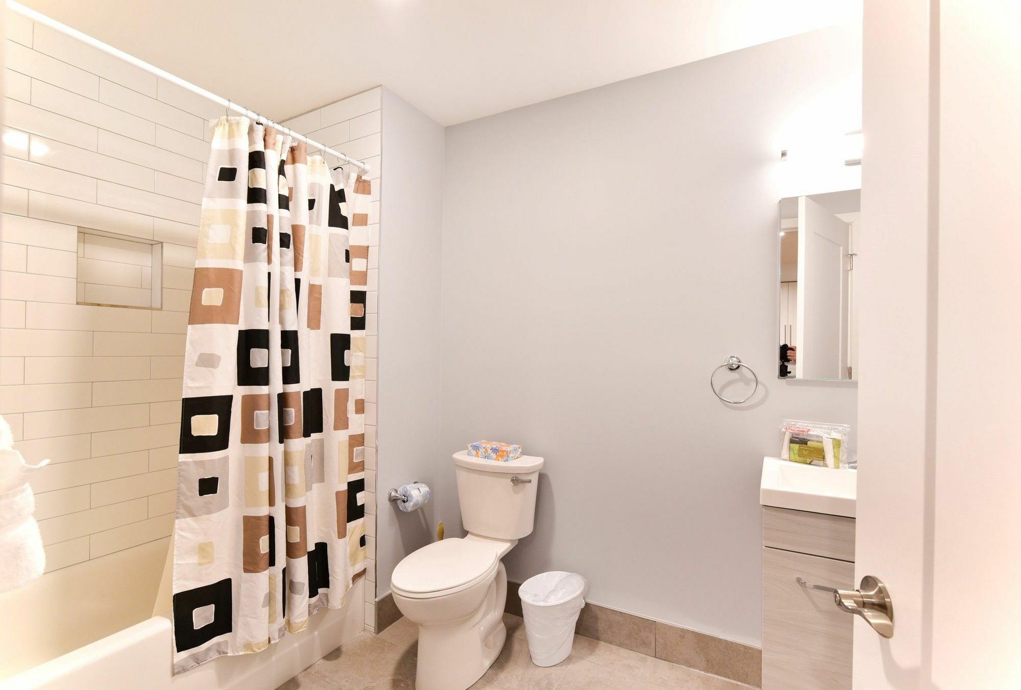 Global Luxury Suites At Longwood Бруклин Екстериор снимка