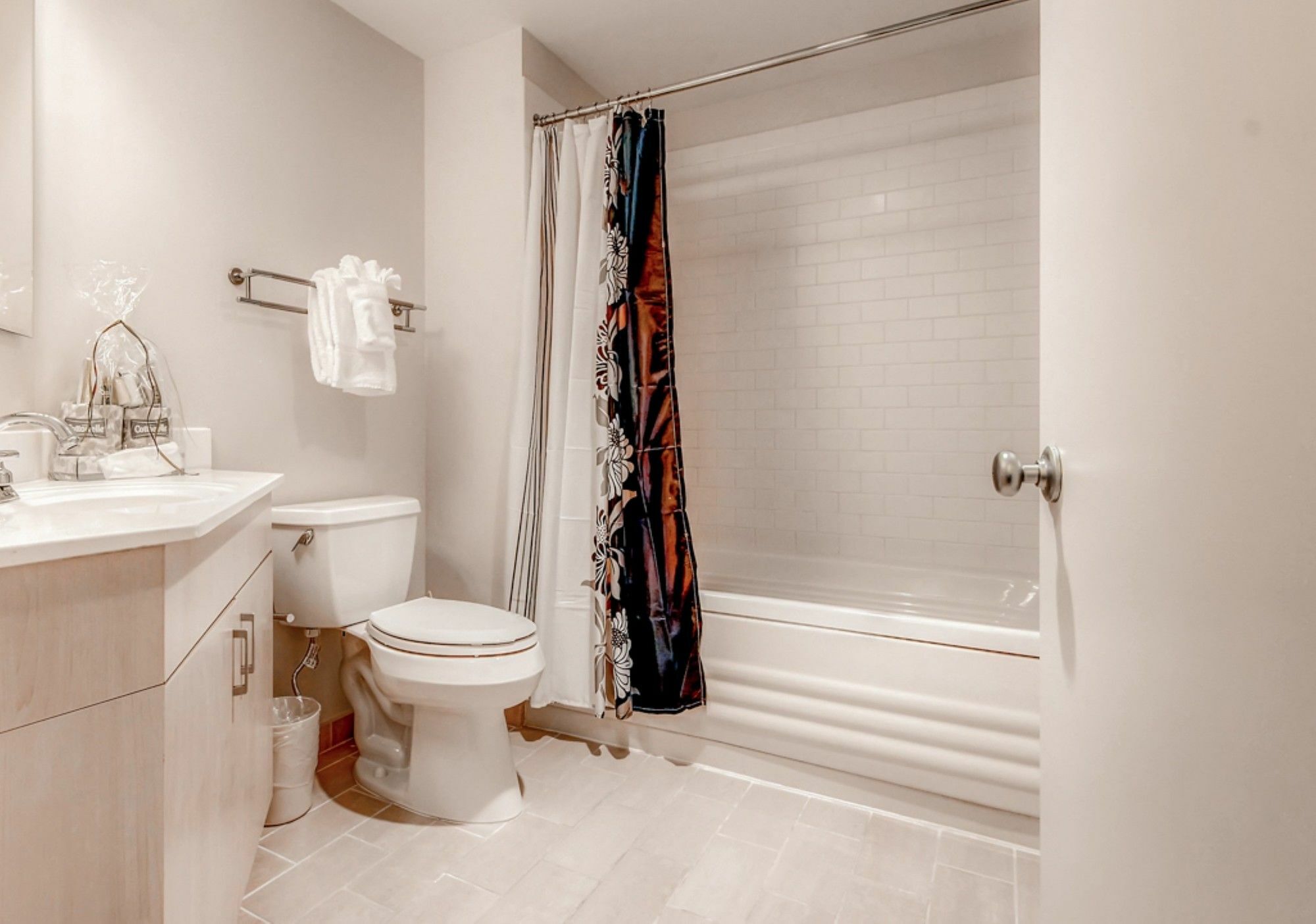 Global Luxury Suites At Longwood Бруклин Екстериор снимка